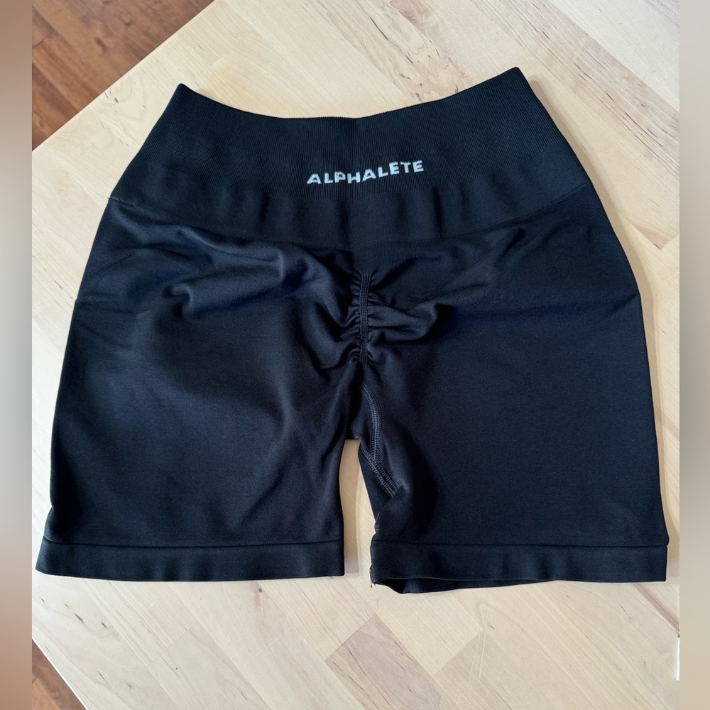 Alphalete Amplify Shorts